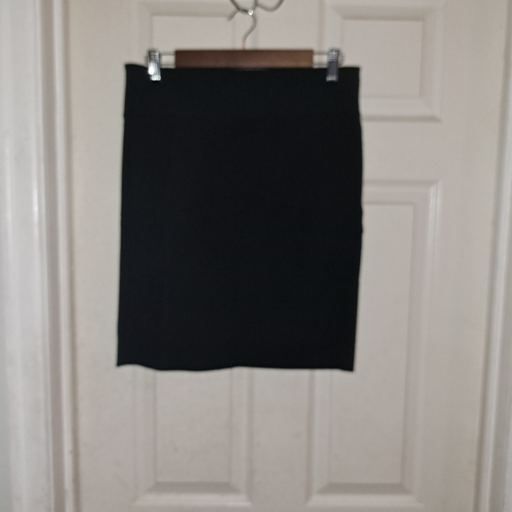 Halo black skirt size large 5/$25